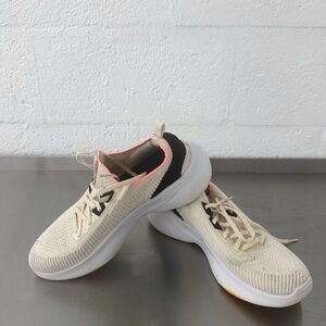 Skechers Cream and Black Athletic Shoes with Chunky Midsole